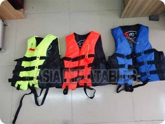 Attractive Appearance Inflatable Water Park Life Vest Wearable