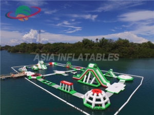  Inflatable Water Amusement Park