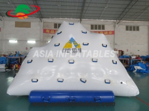 Inflatable Cube Iceberg